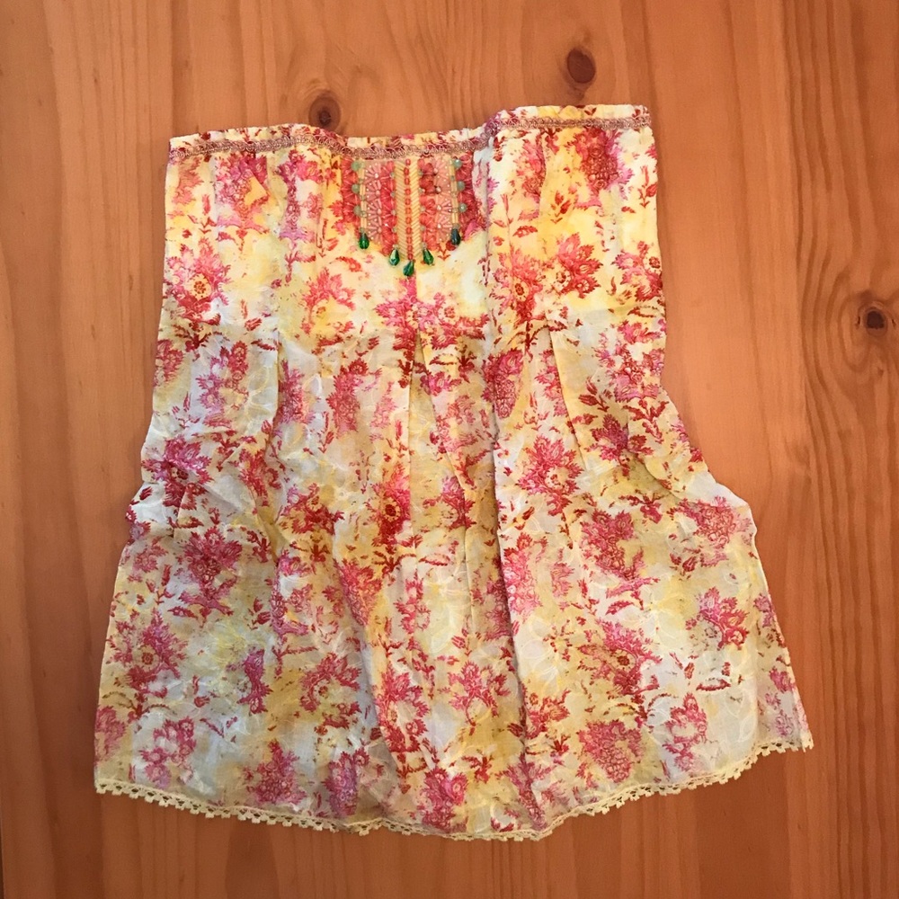 Luxe detailed strapless top